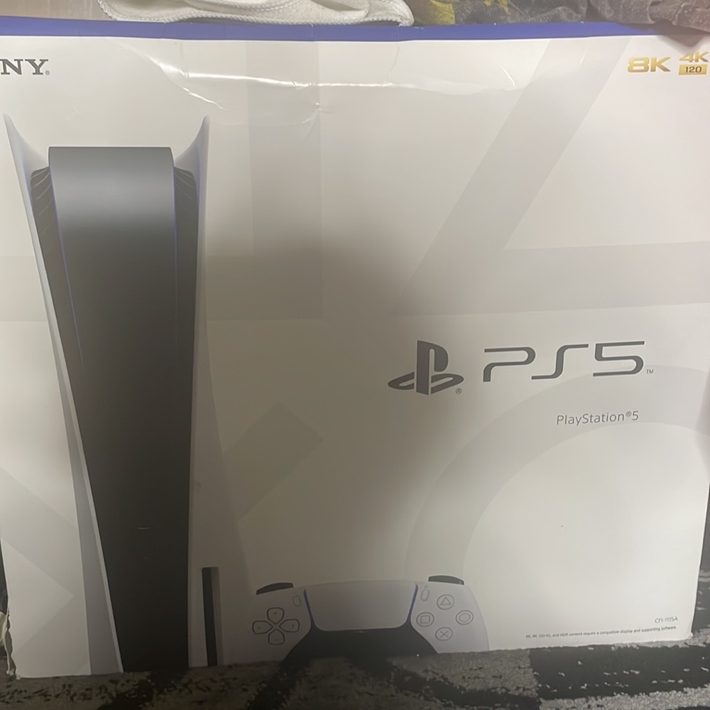 PLAYSTATION 5